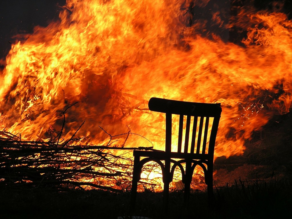 fire-175966_1280An image of a chair with a burning inferno behind it.  An example of one of the high risks to your property during the Christmas period and a reason to ensure you have a good home insurance policy.